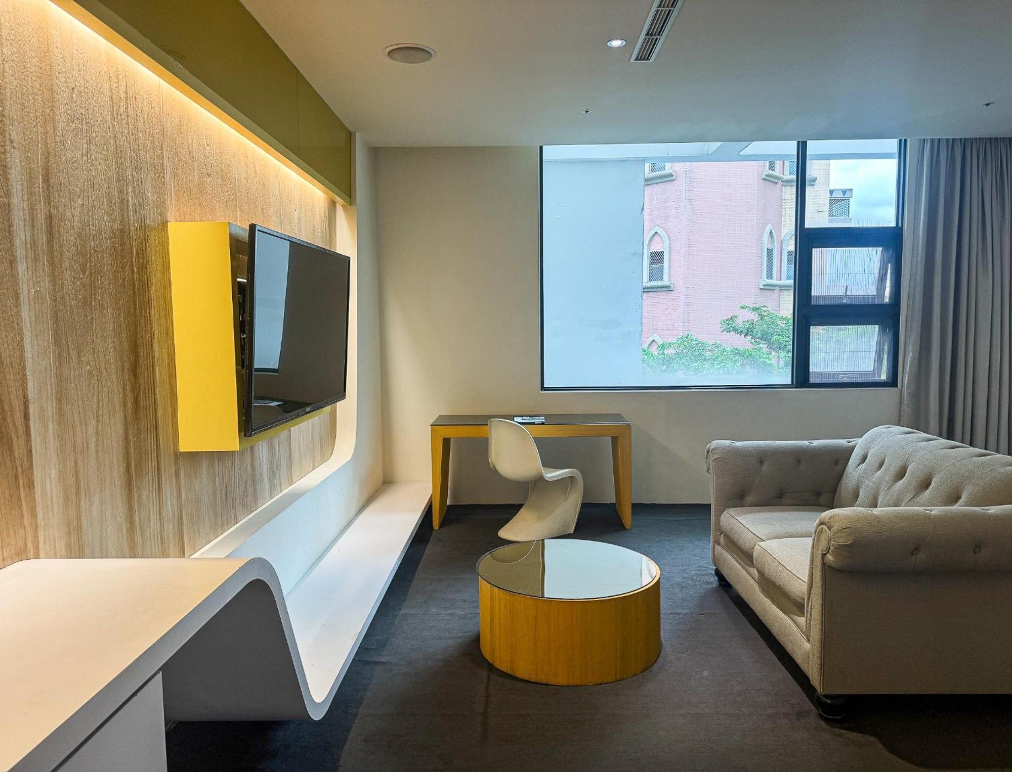All-Ur Boutique Motel - Taichung Branch Экстерьер фото