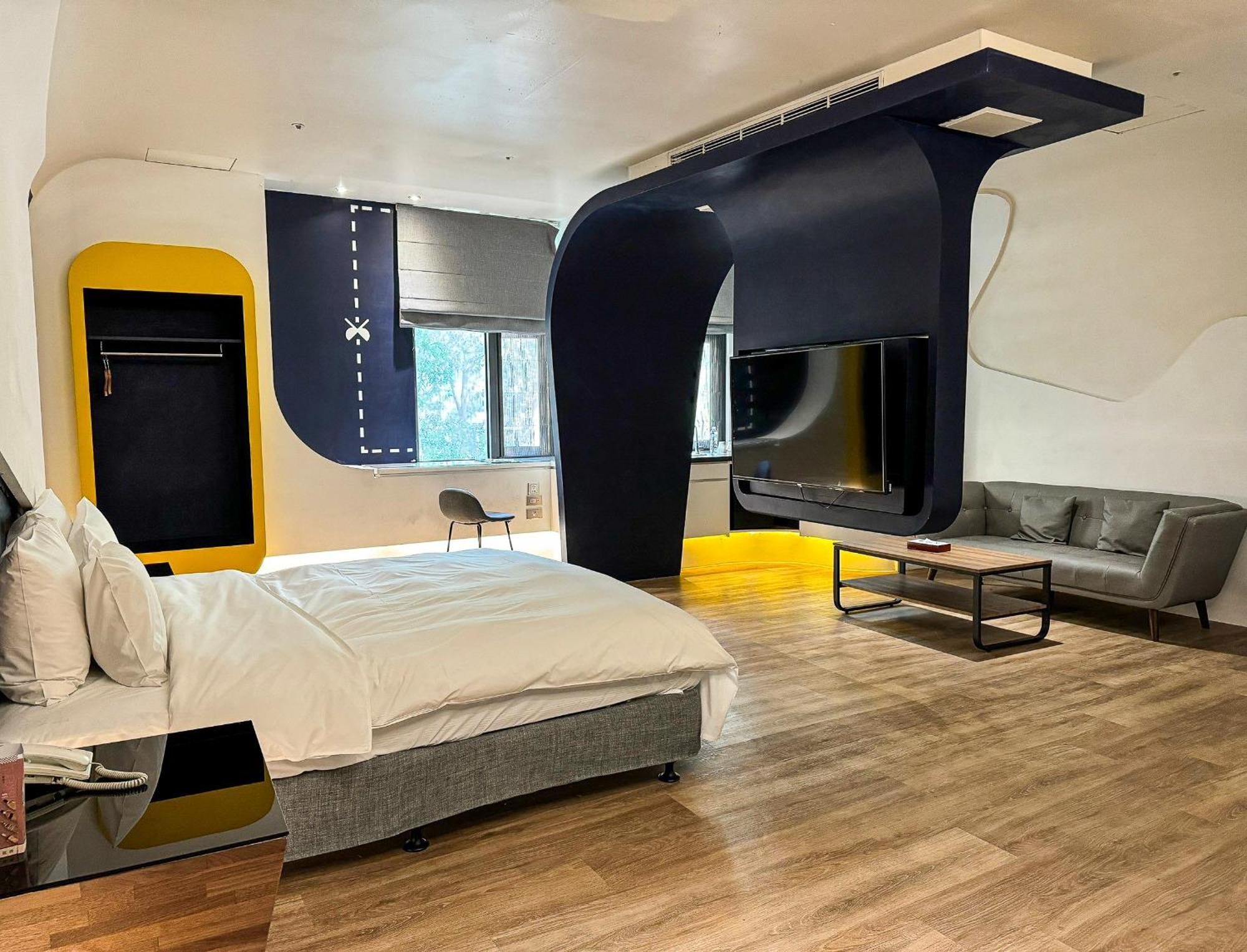 All-Ur Boutique Motel - Taichung Branch Экстерьер фото