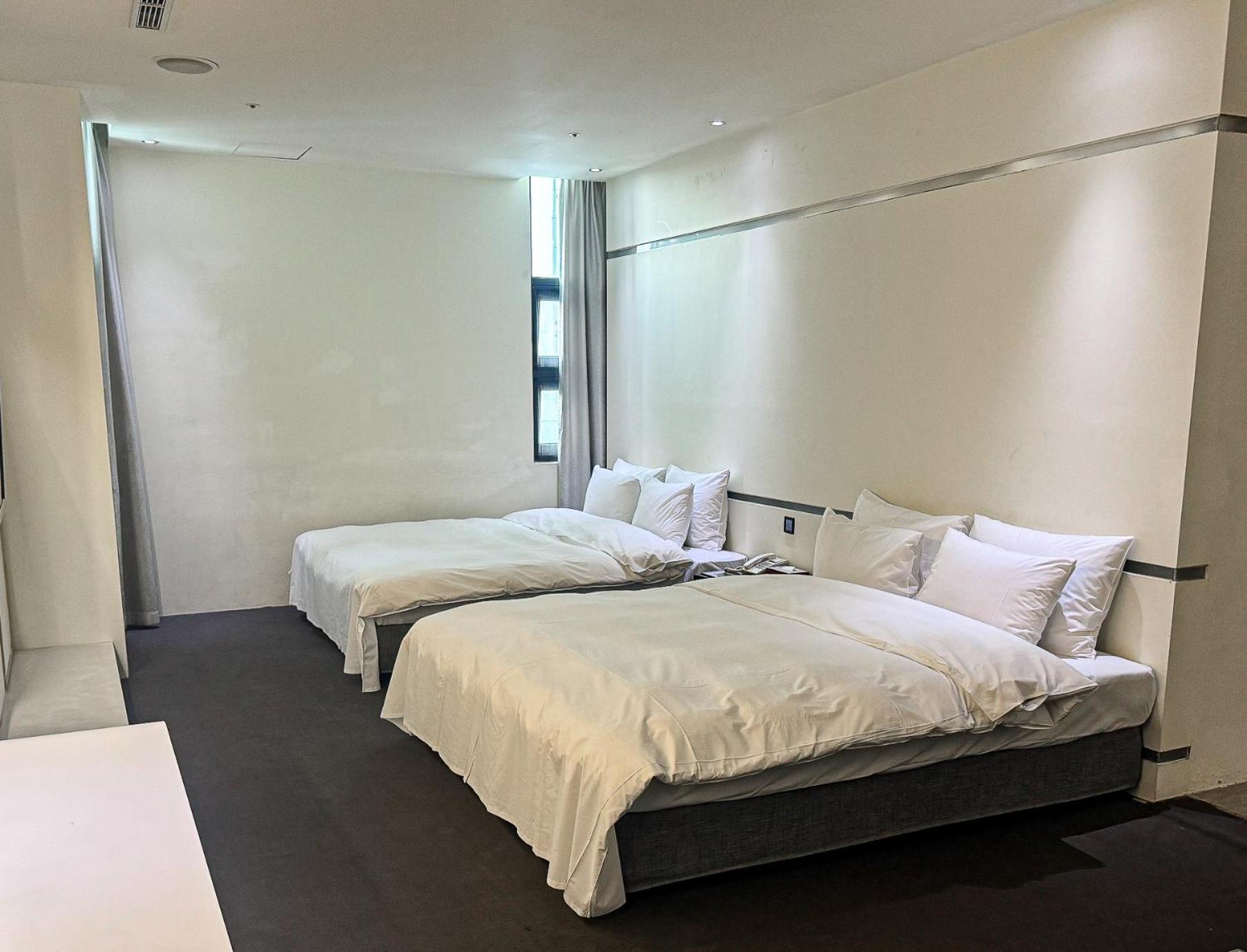 All-Ur Boutique Motel - Taichung Branch Экстерьер фото